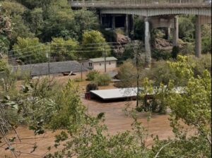 ΗΠΑ: Τουλάχιστον 100 νεκροί από τον τυφώνα Ελίν